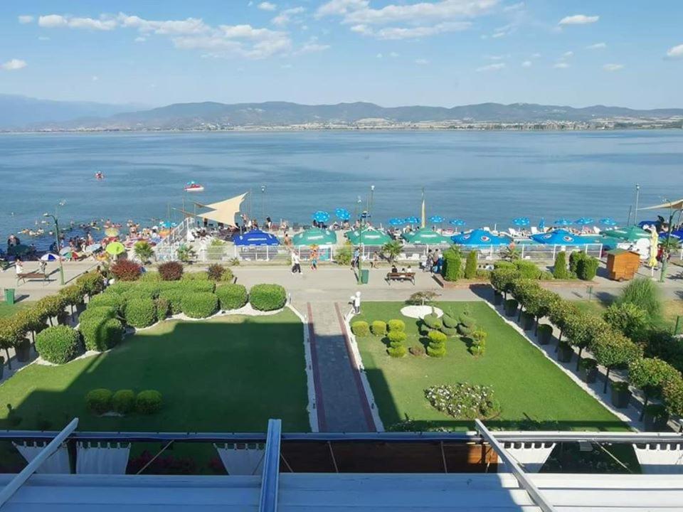Romantique Dojran Hotel Экстерьер фото
